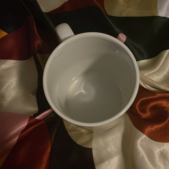 Mother day mug with the quote “Home Is Where mom is” Flower wreath mug - Picture 3 of 4